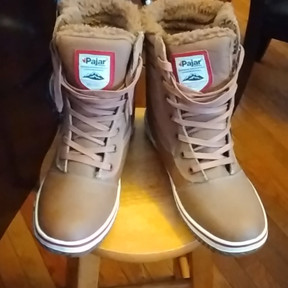 PAJAR WATERPROOF BOOTS!